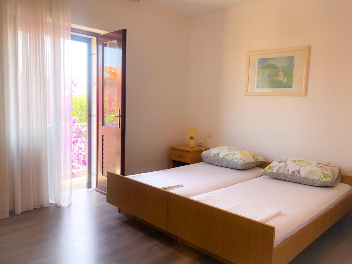 Apartmani Bepina Supetar Extérieur photo