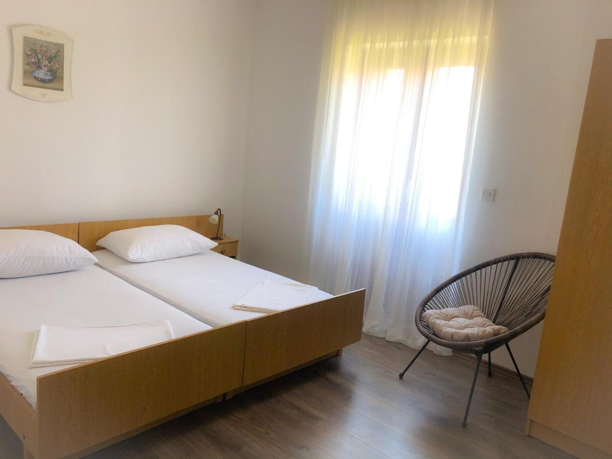 Apartmani Bepina Supetar Extérieur photo